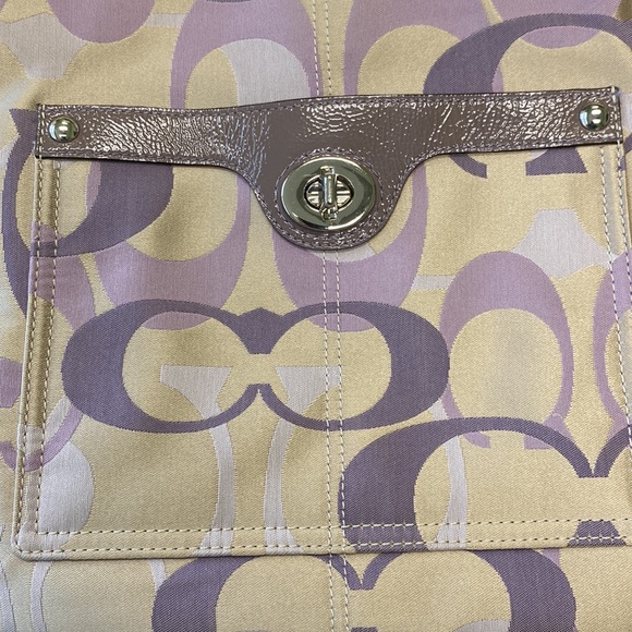 Coach Lavender,plum on gold background crossbody - Picture 2 of 10
